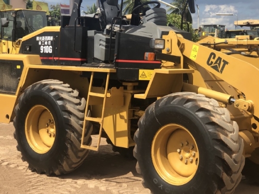 ขายรถตักล้อยาง CAT 910G (5,XXX ชั่วโมง) นำเข้าเองจากญี่ปุ่น สภาพพร้อมใช้ มีVDOการทำงานครับ ขายรถตักล้อยาง CAT 910G (5,XXX ชั่วโมง) นำเข้าเองจากญี่ปุ่น สภาพพร้อมใช้ มีVDOการทำงานครับ