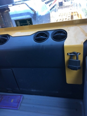 KOMATSU PC200-8 ไมล์3854ชม.เอกสารเล่มทะเบียนราคา 2,200,000