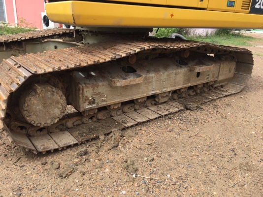 KOMATSU PC200-8 ไมล์3854ชม.เอกสารเล่มทะเบียนราคา 2,200,000