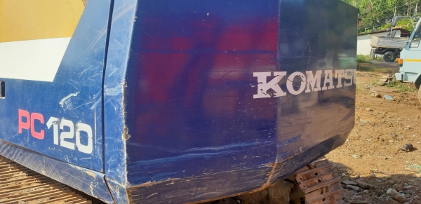 KOMATSU PC120-5 ไม่มีเอกสาร ไฟตัด ราคา 360,000