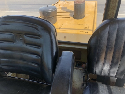 ขายรถตักล้อยาง CAT 936Z (เทียบเท่า WA300) นำเข้าเองจากญี่ปุ่น สภาพสวยพร้อมใช้ มีVDOการทำงานครับ ขายรถตักล้อยาง CAT 936Z (เทียบเท่า WA300) นำเข้าเองจากญี่ปุ่น สภาพสวยพร้อมใช้ มีVDOการทำงานครับ