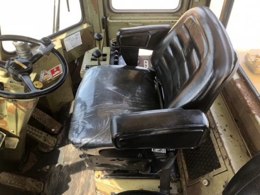 ขายรถตักล้อยาง CAT 936Z (เทียบเท่า WA300) นำเข้าเองจากญี่ปุ่น สภาพสวยพร้อมใช้ มีVDOการทำงานครับ ขายรถตักล้อยาง CAT 936Z (เทียบเท่า WA300) นำเข้าเองจากญี่ปุ่น สภาพสวยพร้อมใช้ มีVDOการทำงานครับ