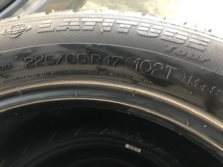 ขาย ยาง มิชลิน ขอบ17 225/65R17 102T Latitude ขาย ยาง มิชลิน ขอบ17 225/65R17 102T Latitude