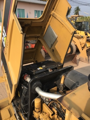 ขายรถตักล้อยาง CAT 950G นำเข้าเองจากญี่ปุ่น สภาพสวยพร้อมใช้งาน มีVDOการทำงานครับ ขายรถตักล้อยาง CAT 950G นำเข้าเองจากญี่ปุ่น สภาพสวยพร้อมใช้งาน มีVDOการทำงานครับ