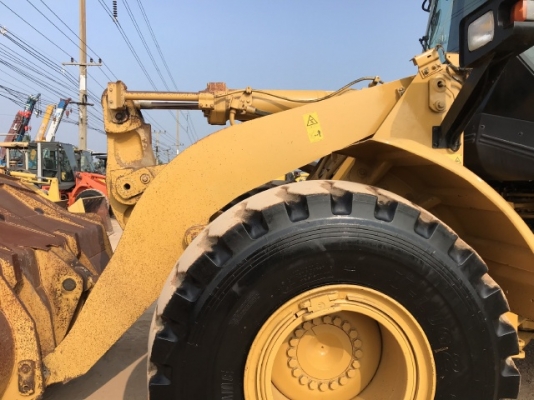 ขายรถตักล้อยาง CAT 950G นำเข้าเองจากญี่ปุ่น สภาพสวยพร้อมใช้งาน มีVDOการทำงานครับ ขายรถตักล้อยาง CAT 950G นำเข้าเองจากญี่ปุ่น สภาพสวยพร้อมใช้งาน มีVDOการทำงานครับ