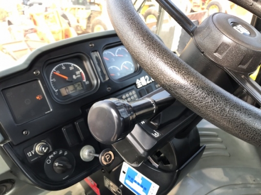 ขายรถตักล้อยาง CAT 950G นำเข้าเองจากญี่ปุ่น สภาพสวยพร้อมใช้งาน มีVDOการทำงานครับ ขายรถตักล้อยาง CAT 950G นำเข้าเองจากญี่ปุ่น สภาพสวยพร้อมใช้งาน มีVDOการทำงานครับ