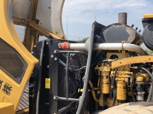 ขายรถตักล้อยาง CAT 962H นำเข้าเองจากญี่ปุ่น สภาพสวยพร้อมใช้ มีVDOการทำงานครับ ขายรถตักล้อยาง CAT 962H นำเข้าเองจากญี่ปุ่น สภาพสวยพร้อมใช้ มีVDOการทำงานครับ