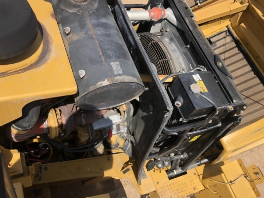 ขายรถตักล้อยาง CAT 962H นำเข้าเองจากญี่ปุ่น สภาพสวยพร้อมใช้ มีVDOการทำงานครับ ขายรถตักล้อยาง CAT 962H นำเข้าเองจากญี่ปุ่น สภาพสวยพร้อมใช้ มีVDOการทำงานครับ