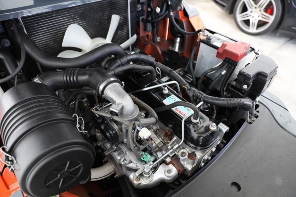 มาใหม่ Toyota 8FG20 ขนาดยก2ตัน เสาสูง3เมตร เครื่องยนต์เบนซิล สวย เดิมจากญี่ปุ่น