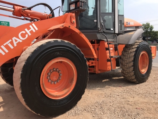 ขายรถตักล้อยาง HITACHI ZW140 (เท่าเทียบ WA200-6) ปี 2013 นำเข้าจากญี่ปุ่น สภาพสวยพร้อมใช้ มีVDOการทำงานครับ ขายรถตักล้อยาง HITACHI ZW140 (เท่าเทียบ WA200-6) ปี 2013 นำเข้าจากญี่ปุ่น สภาพสวยพร้อมใช้ มีVDOการทำงานครับ