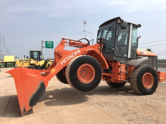 ขายรถตักล้อยาง HITACHI ZW140 (เท่าเทียบ WA200-6) ปี 2013 นำเข้าจากญี่ปุ่น สภาพสวยพร้อมใช้ มีVDOการทำงานครับ ขายรถตักล้อยาง HITACHI ZW140 (เท่าเทียบ WA200-6) ปี 2013 นำเข้าจากญี่ปุ่น สภาพสวยพร้อมใช้ มีVDOการทำงานครับ