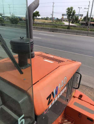 ขายรถตักล้อยาง HITACHI ZW140 (เท่าเทียบ WA200-6) ปี 2013 นำเข้าจากญี่ปุ่น สภาพสวยพร้อมใช้ มีVDOการทำงานครับ ขายรถตักล้อยาง HITACHI ZW140 (เท่าเทียบ WA200-6) ปี 2013 นำเข้าจากญี่ปุ่น สภาพสวยพร้อมใช้ มีVDOการทำงานครับ