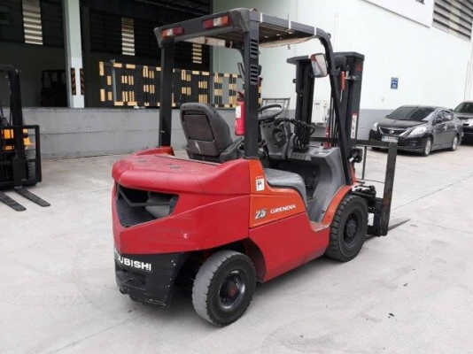 Mitsubishi FD25NT ปี2012 ฟอร์คลิฟต์ 2.5 ตัน ดีเซล โทร. 080-6565422 (หนิง)