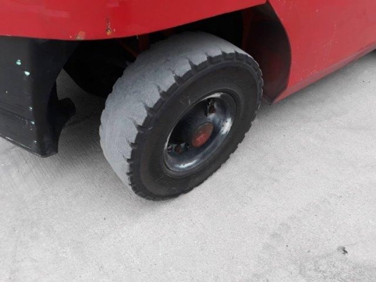 Mitsubishi FD25NT ปี2012 ฟอร์คลิฟต์ 2.5 ตัน ดีเซล โทร. 080-6565422 (หนิง)