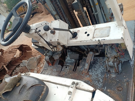 ขายรถโฟอร์คลิฟต์ NISSUN 2.5 ตัน พร้อมใช้