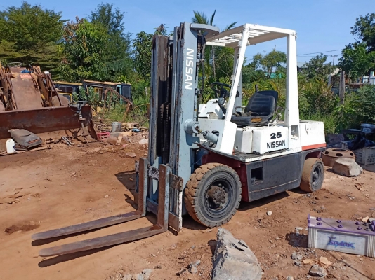 ขายรถโฟอร์คลิฟต์ NISSUN 2.5 ตัน พร้อมใช้