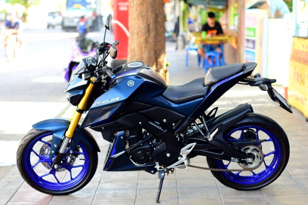 M slaz สีนํ้าเงิน เข้มโลโก้นู้น ลายใหม่ล่าสุด รถสวย 56900