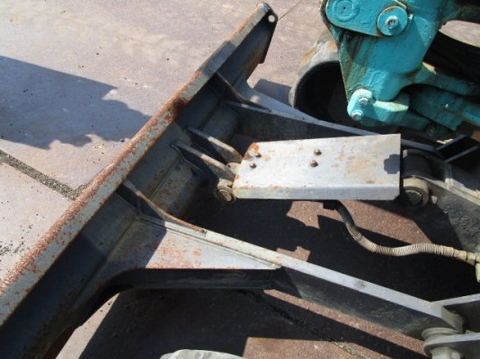 KOBELCO SK40SR-2 ปี2001 นำเข้าจากญี่ปุ่น  โทร. 080-6565422 (หนิง)