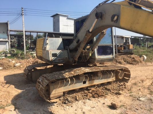 รถแบคโฮ KOMATSU 120-5 พร้อมใช้ ไฟฟ้าเต็ม เครื่อง ปั้ม ดี เอวเเน่น เอกสารอินวอยซ์