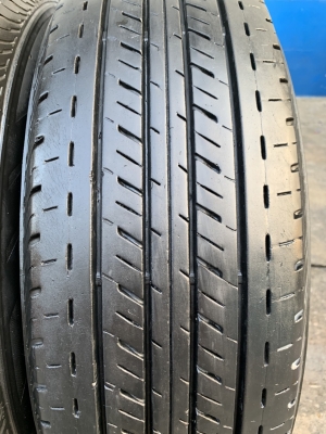 ล้อแม็ก Toyota Vigo Champ สีเทาดำ ขอบ 16 พร้อมยาง 215-70-16 Bridgestone ปลายปี 15