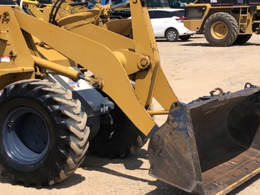 ขายรถตักล้อยาง KOMATSU WA30-2 (4XX ชั่วโมง) นำเข้าเองจากญี่ปุ่น สภาพสวยพร้อมใช้งาน มีVDOการทำงานครับ ขายรถตักล้อยาง KOMATSU WA30-2 (4XX ชั่วโมง) นำเข้าเองจากญี่ปุ่น สภาพสวยพร้อมใช้งาน มีVDOการทำงานครับ