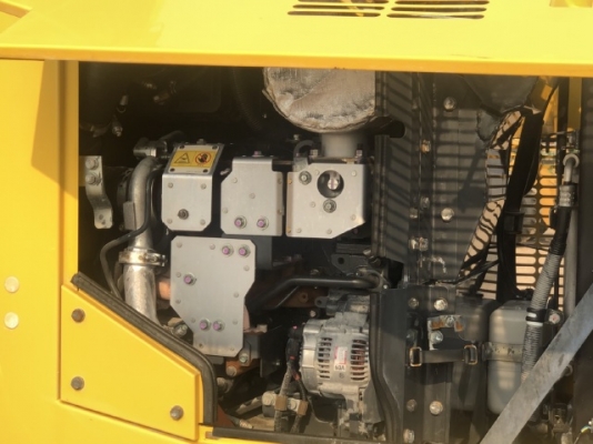 ขายรถตักล้อยาง KOMATSU WA100-7 ปี 2014 นำเข้าเองจากญี่ปุ่น สภาพสวยพร้อมใช้งาน มีVDOการทำงานครับ ขายรถตักล้อยาง KOMATSU WA100-7 ปี 2014 นำเข้าเองจากญี่ปุ่น สภาพสวยพร้อมใช้งาน มีVDOการทำงานครับ