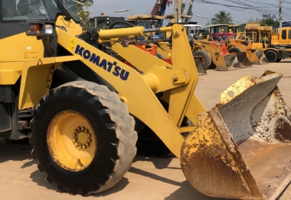 ขายรถตักล้อยาง KOMATSU WA100-7 ปี 2014 นำเข้าเองจากญี่ปุ่น สภาพสวยพร้อมใช้งาน มีVDOการทำงานครับ ขายรถตักล้อยาง KOMATSU WA100-7 ปี 2014 นำเข้าเองจากญี่ปุ่น สภาพสวยพร้อมใช้งาน มีVDOการทำงานครับ