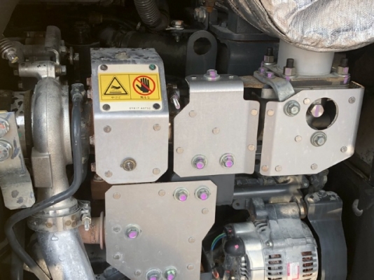 ขายรถตักล้อยาง KOMATSU WA100-7 ปี 2014 นำเข้าเองจากญี่ปุ่น สภาพสวยพร้อมใช้งาน มีVDOการทำงานครับ ขายรถตักล้อยาง KOMATSU WA100-7 ปี 2014 นำเข้าเองจากญี่ปุ่น สภาพสวยพร้อมใช้งาน มีVDOการทำงานครับ