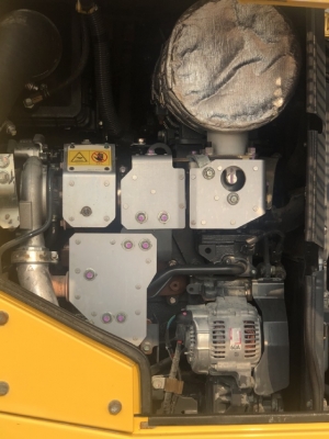 ขายรถตักล้อยาง KOMATSU WA100-7 ปี 2014 นำเข้าเองจากญี่ปุ่น สภาพสวยพร้อมใช้งาน มีVDOการทำงานครับ ขายรถตักล้อยาง KOMATSU WA100-7 ปี 2014 นำเข้าเองจากญี่ปุ่น สภาพสวยพร้อมใช้งาน มีVDOการทำงานครับ