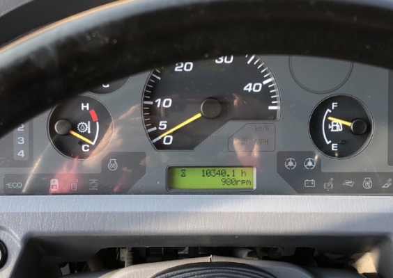 ขายรถตักล้อยาง KOMATSU WA100-7 ปี 2014 นำเข้าเองจากญี่ปุ่น สภาพสวยพร้อมใช้งาน มีVDOการทำงานครับ ขายรถตักล้อยาง KOMATSU WA100-7 ปี 2014 นำเข้าเองจากญี่ปุ่น สภาพสวยพร้อมใช้งาน มีVDOการทำงานครับ