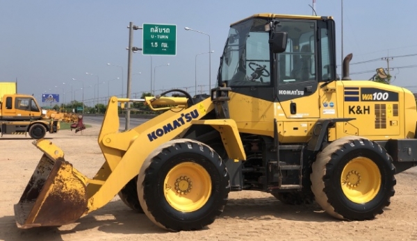 ขายรถตักล้อยาง KOMATSU WA100-7 ปี 2014 นำเข้าเองจากญี่ปุ่น สภาพสวยพร้อมใช้งาน มีVDOการทำงานครับ ขายรถตักล้อยาง KOMATSU WA100-7 ปี 2014 นำเข้าเองจากญี่ปุ่น สภาพสวยพร้อมใช้งาน มีVDOการทำงานครับ
