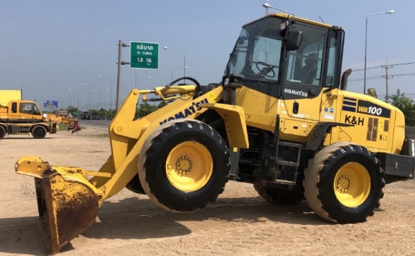 ขายรถตักล้อยาง KOMATSU WA100-7 ปี 2014 นำเข้าเองจากญี่ปุ่น สภาพสวยพร้อมใช้งาน มีVDOการทำงานครับ ขายรถตักล้อยาง KOMATSU WA100-7 ปี 2014 นำเข้าเองจากญี่ปุ่น สภาพสวยพร้อมใช้งาน มีVDOการทำงานครับ