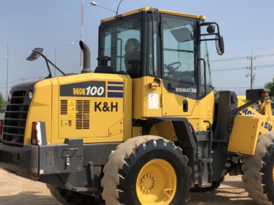 ขายรถตักล้อยาง KOMATSU WA100-7 ปี 2014 นำเข้าเองจากญี่ปุ่น สภาพสวยพร้อมใช้งาน มีVDOการทำงานครับ ขายรถตักล้อยาง KOMATSU WA100-7 ปี 2014 นำเข้าเองจากญี่ปุ่น สภาพสวยพร้อมใช้งาน มีVDOการทำงานครับ