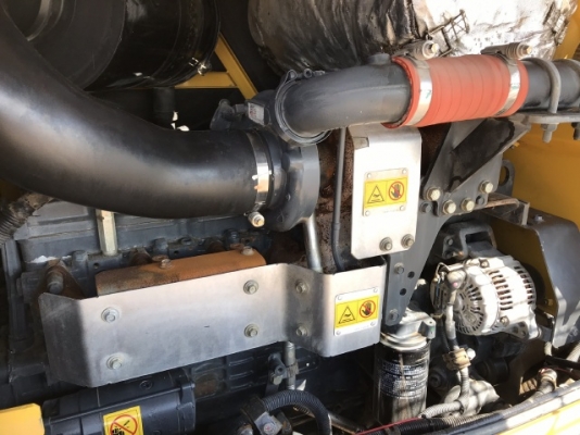 ขายรถตักล้อยาง KOMATSU WA320-6 ปี 2013 นำเข้าเองจากญี่ปุ่น สภาพสวยพร้อมใช้งาน มีVDOการทำงานครับ ขายรถตักล้อยาง KOMATSU WA320-6 ปี 2013 นำเข้าเองจากญี่ปุ่น สภาพสวยพร้อมใช้งาน มีVDOการทำงานครับ