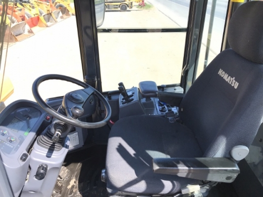 ขายรถตักล้อยาง KOMATSU WA320-6 ปี 2013 นำเข้าเองจากญี่ปุ่น สภาพสวยพร้อมใช้งาน มีVDOการทำงานครับ ขายรถตักล้อยาง KOMATSU WA320-6 ปี 2013 นำเข้าเองจากญี่ปุ่น สภาพสวยพร้อมใช้งาน มีVDOการทำงานครับ