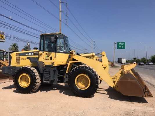 ขายรถตักล้อยาง KOMATSU WA320-6 ปี 2013 นำเข้าเองจากญี่ปุ่น สภาพสวยพร้อมใช้งาน มีVDOการทำงานครับ ขายรถตักล้อยาง KOMATSU WA320-6 ปี 2013 นำเข้าเองจากญี่ปุ่น สภาพสวยพร้อมใช้งาน มีVDOการทำงานครับ