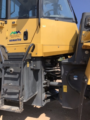 ขายรถตักล้อยาง KOMATSU WA320-6 ปี 2013 นำเข้าเองจากญี่ปุ่น สภาพสวยพร้อมใช้งาน มีVDOการทำงานครับ ขายรถตักล้อยาง KOMATSU WA320-6 ปี 2013 นำเข้าเองจากญี่ปุ่น สภาพสวยพร้อมใช้งาน มีVDOการทำงานครับ