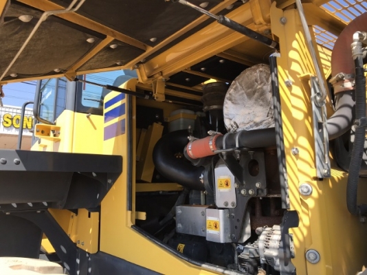 ขายรถตักล้อยาง KOMATSU WA320-6 ปี 2013 นำเข้าเองจากญี่ปุ่น สภาพสวยพร้อมใช้งาน มีVDOการทำงานครับ ขายรถตักล้อยาง KOMATSU WA320-6 ปี 2013 นำเข้าเองจากญี่ปุ่น สภาพสวยพร้อมใช้งาน มีVDOการทำงานครับ