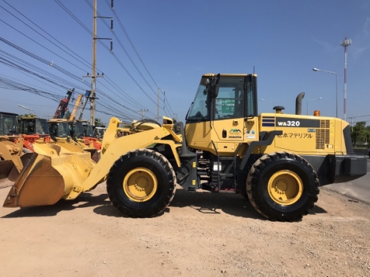 ขายรถตักล้อยาง KOMATSU WA320-6 ปี 2013 นำเข้าเองจากญี่ปุ่น สภาพสวยพร้อมใช้งาน มีVDOการทำงานครับ ขายรถตักล้อยาง KOMATSU WA320-6 ปี 2013 นำเข้าเองจากญี่ปุ่น สภาพสวยพร้อมใช้งาน มีVDOการทำงานครับ