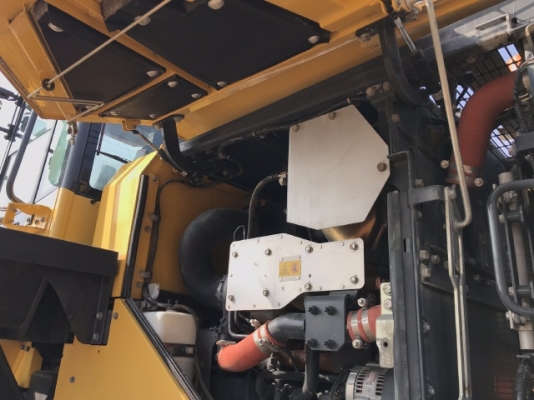 ขายรถตักล้อยาง KOMATSU WA320-7 ปี 2014 นำเข้าเองจากญี่ปุ่น สภาพสวยพร้อมใช้งาน ถึงเร็วๆนี้ครับ