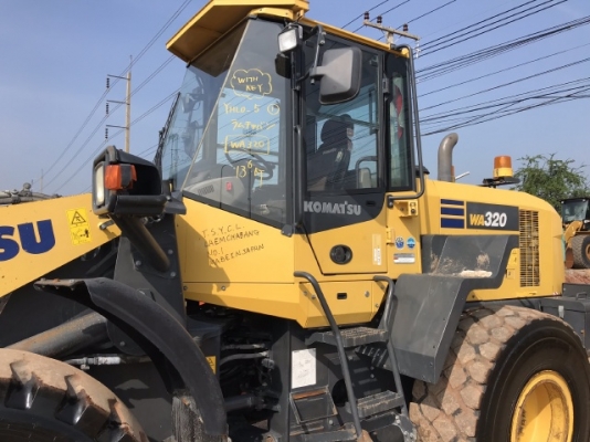 ขายรถตักล้อยาง KOMATSU WA320-7 ปี 2014 นำเข้าเองจากญี่ปุ่น สภาพสวยพร้อมใช้งาน ถึงเร็วๆนี้ครับ