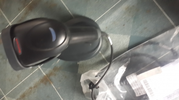 ขายเครื่องสแกนบาร์โค่ด ตัวสแกนบาร์โค้ด Honeywell Voyager 1250g พร้อมขาตั้ง