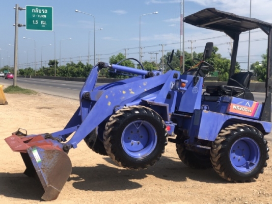 ขายรถตักล้อยาง MITSUBISHI WS200A (2XX ชั่วโมง) นำเข้าเองจากญี่ปุ่น สภาพสวยพร้อมใช้งาน มีVDOการทำงานครับ