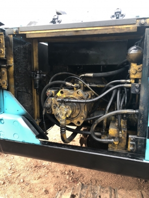 KOBELCO SK200-/// ไฟฟ้าครบ ไม่มีเลมทะเบียนราคา 495,000 KOBELCO SK200-/// ไฟฟ้าครบ ไม่มีเลมทะเบียนราคา 495,000