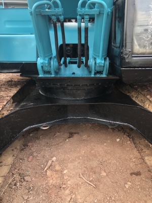 KOBELCO SK200-/// ไฟฟ้าครบ ไม่มีเอกสารราคา 495,000