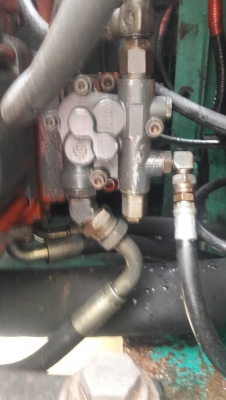 KOBELCO SK135 เอกสารอินวอยราคา 500,000 KOBELCO SK135 เอกสารอินวอยราคา 500,000