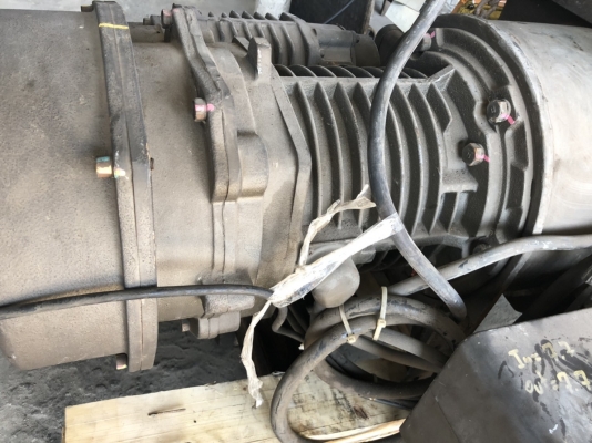 รอกสลิงไฟฟ้า MITSUBISHI 5 TON