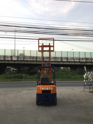 ขาย โฟรคลิฟท์ โตโยต้า รุ่น 5 เครื่อง เบนซิล หนัก 1.5 ตัน ขาย โฟรคลิฟท์ โตโยต้า รุ่น 5 เครื่อง เบนซิล หนัก 1.5 ตัน