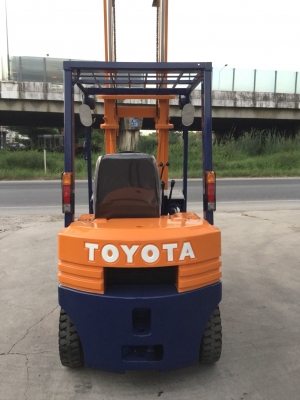 ขาย โฟรคลิฟท์ โตโยต้า รุ่น 5 เครื่อง เบนซิล หนัก 1.5 ตัน ขาย โฟรคลิฟท์ โตโยต้า รุ่น 5 เครื่อง เบนซิล หนัก 1.5 ตัน