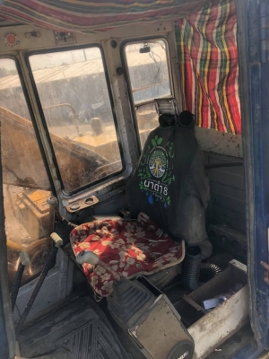 ขาย 285,000 KOBELCO sk200-2 sdl ตัวเดินใหญ่ เครื่องดี ปั้มแรง เอวแน่น แผ่นแทร็กหลวมบูมอาร์มมีรอยปะ เอกสารซื้อขาย รถอยู่ ปทุมธานี สามโคก 090-772-3710 090-772-3708